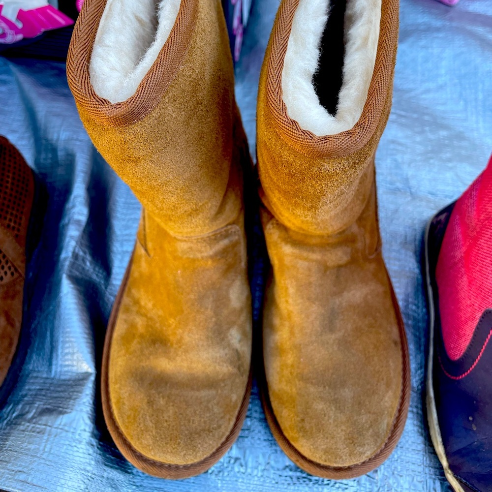 Kids Ugg size 12